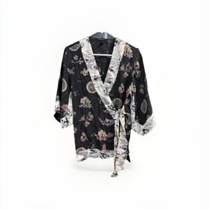 SOMA Black FLORAL 100% Silk KIMONO Style Wide SLEEVE ROBE Size 0
